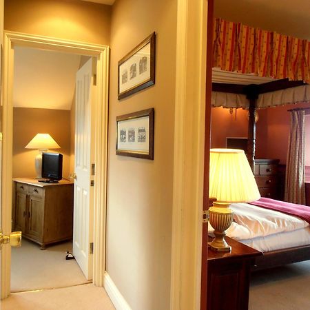 The Hunters Rest Inn Clutton Phòng bức ảnh