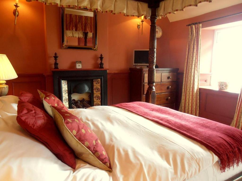 The Hunters Rest Inn Clutton Ngoại thất bức ảnh